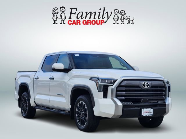 Used 2025 Toyota Tundra Limited AWD/4WD image 2