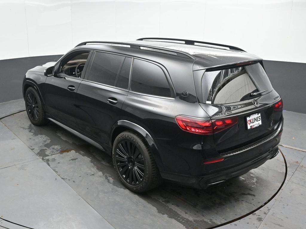 Used 2024 Mercedes-Benz Maybach GLS 600 4MATIC image 42