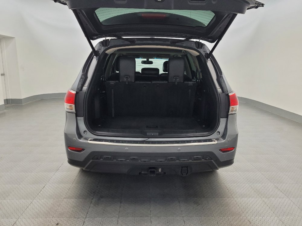 Used 2015 Nissan Pathfinder Platinum AWD/4WD image 29