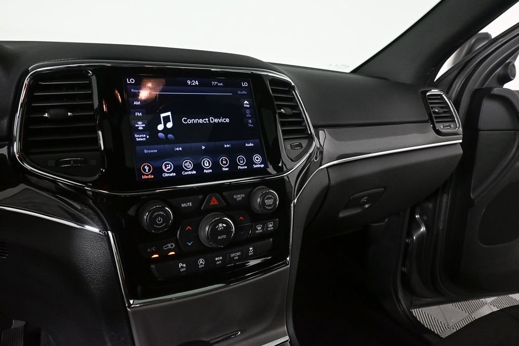 Used 2020 Jeep Grand Cherokee Trailhawk AWD/4WD image 13