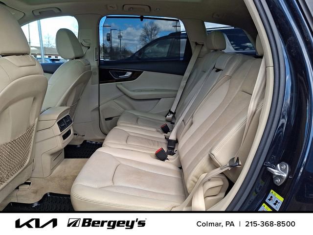 Used 2017 Audi Q7 3.0T Premium Plus w/ Premium Plus Package image 11
