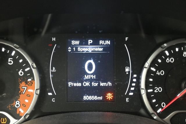 Used 2017 Jeep Renegade Latitude w/ Popular Equipment Group FWD image 17