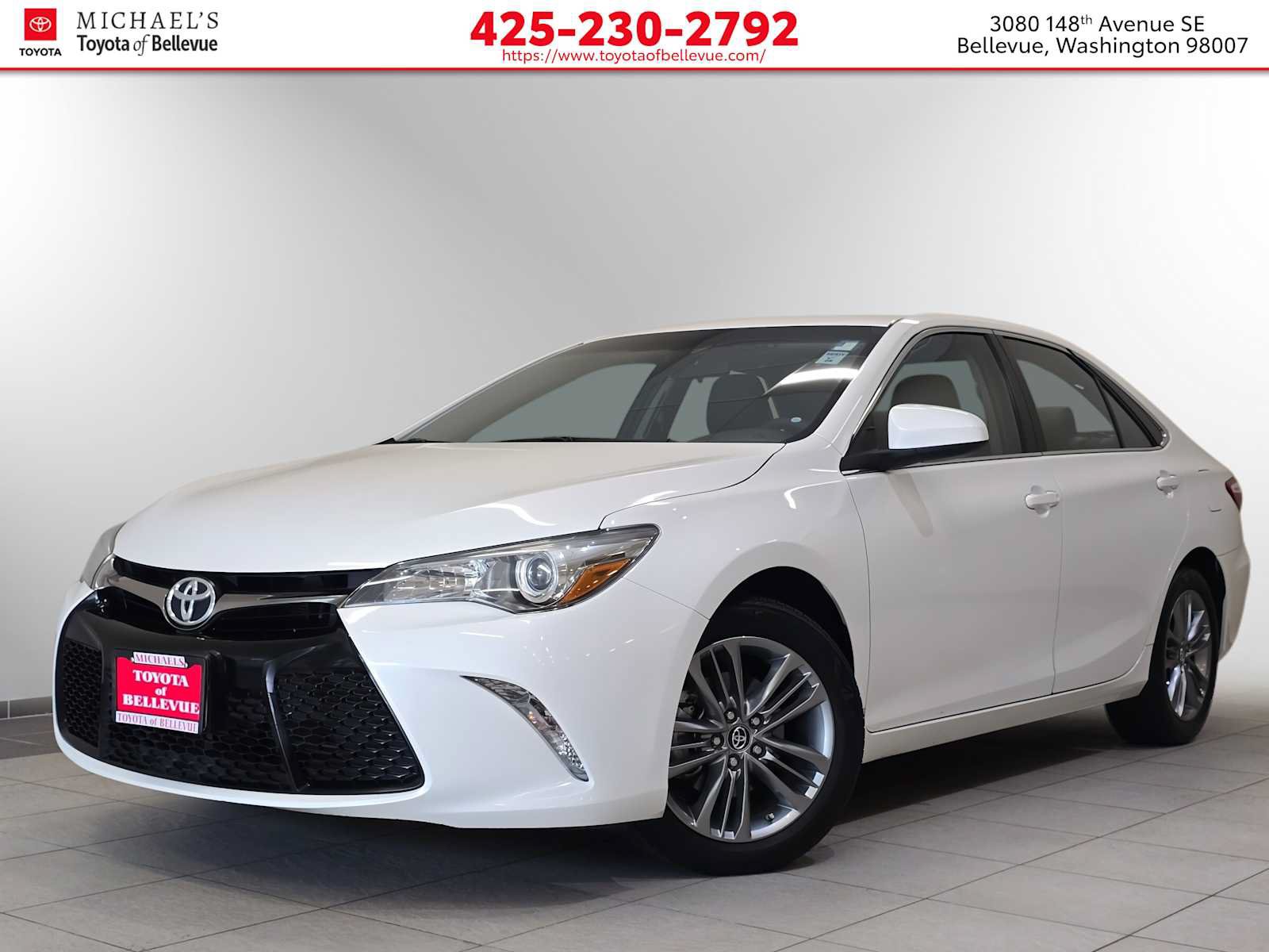 Used 2016 Toyota Camry SE w/ Moonroof Package