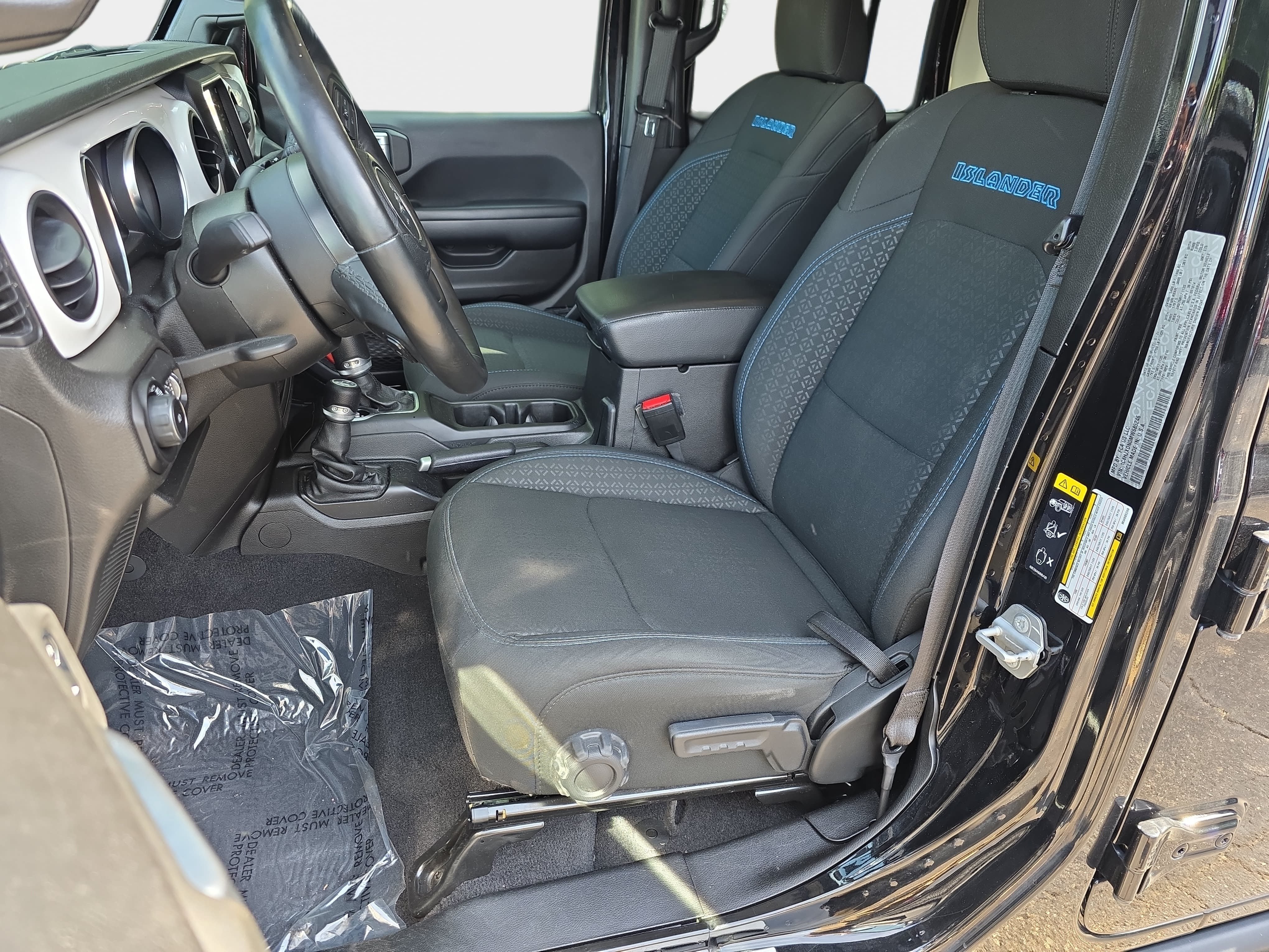 Used 2021 Jeep Wrangler Unlimited Sport AWD/4WD image 13
