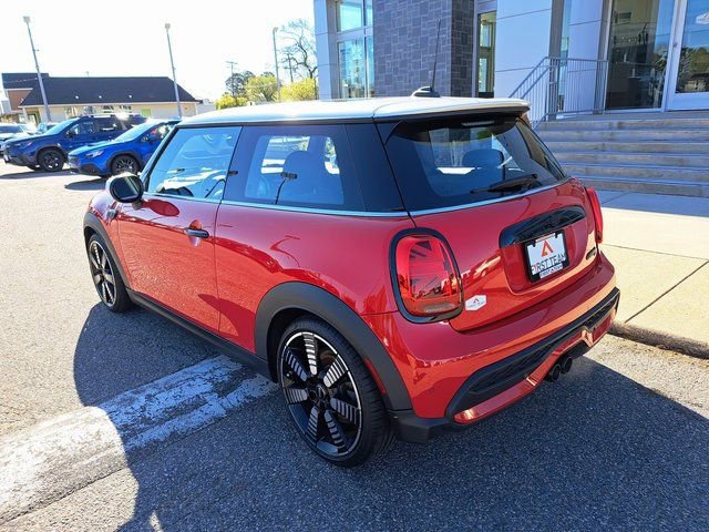Used 2024 MINI Cooper S image 4