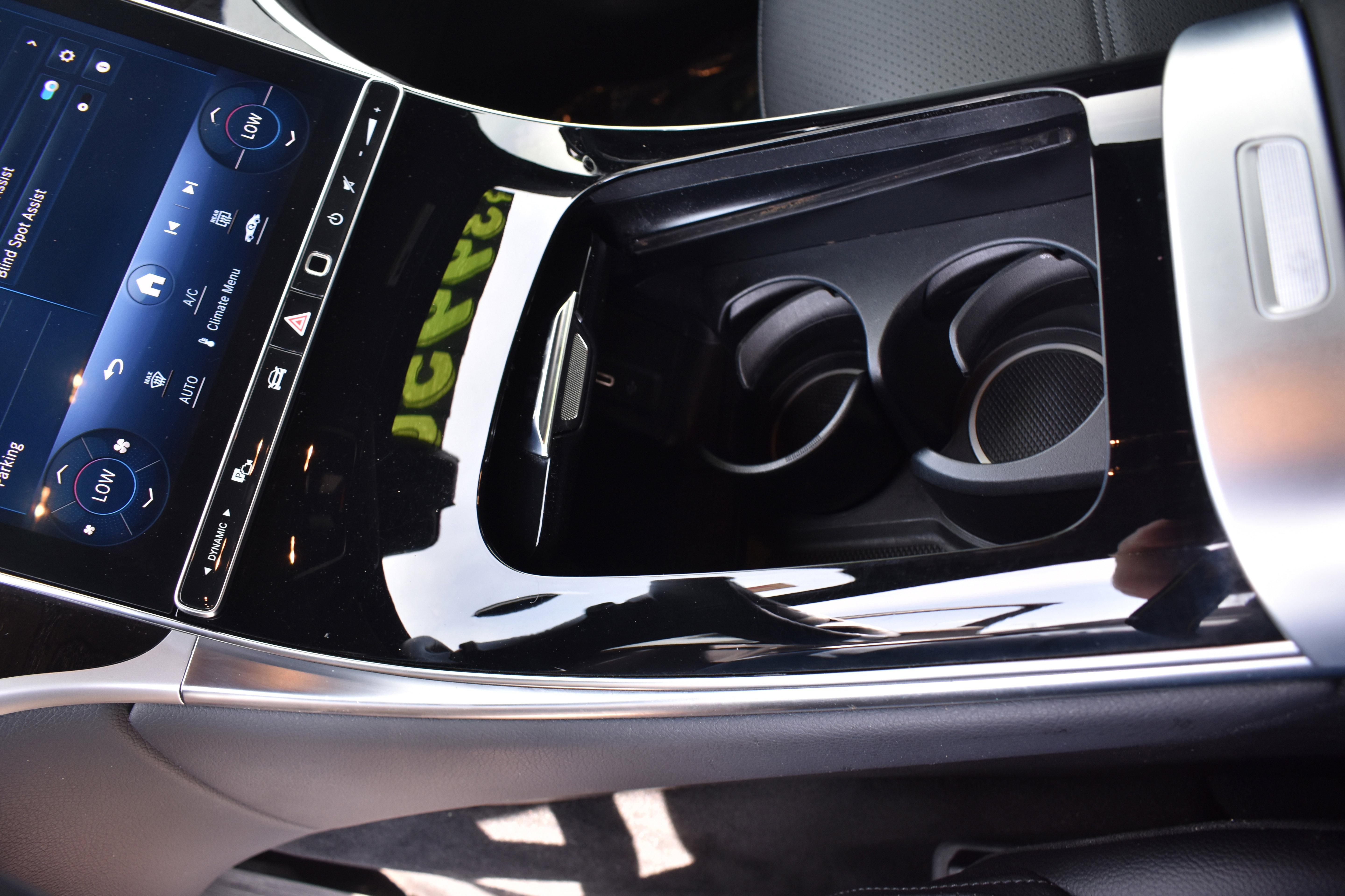 Used 2023 Mercedes-Benz GLC 300 4MATIC image 23