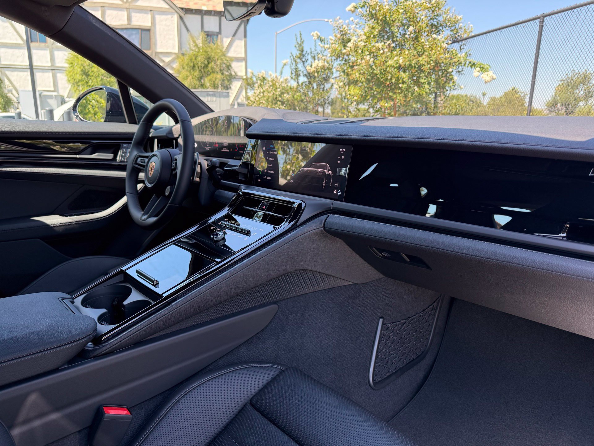 New 2026 Porsche Panamera 4 AWD/4WD image 25