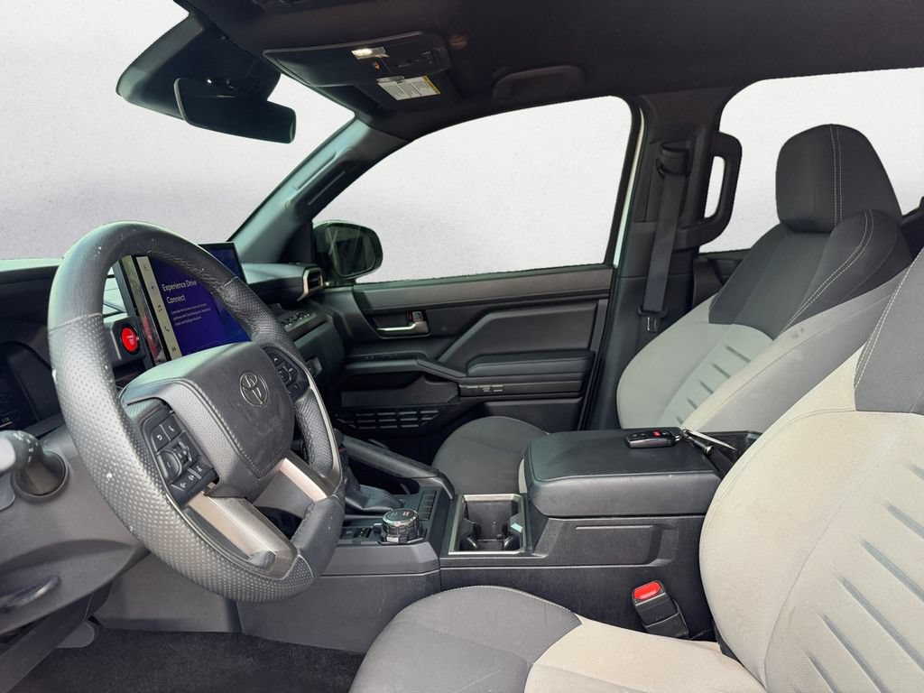 Used 2025 Toyota Tacoma TRD Sport AWD/4WD image 10