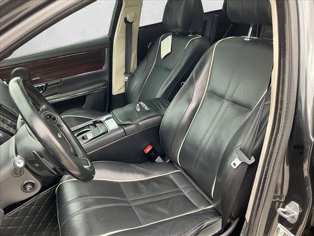 Used 2015 Jaguar XJ L Portfolio AWD/4WD image 12
