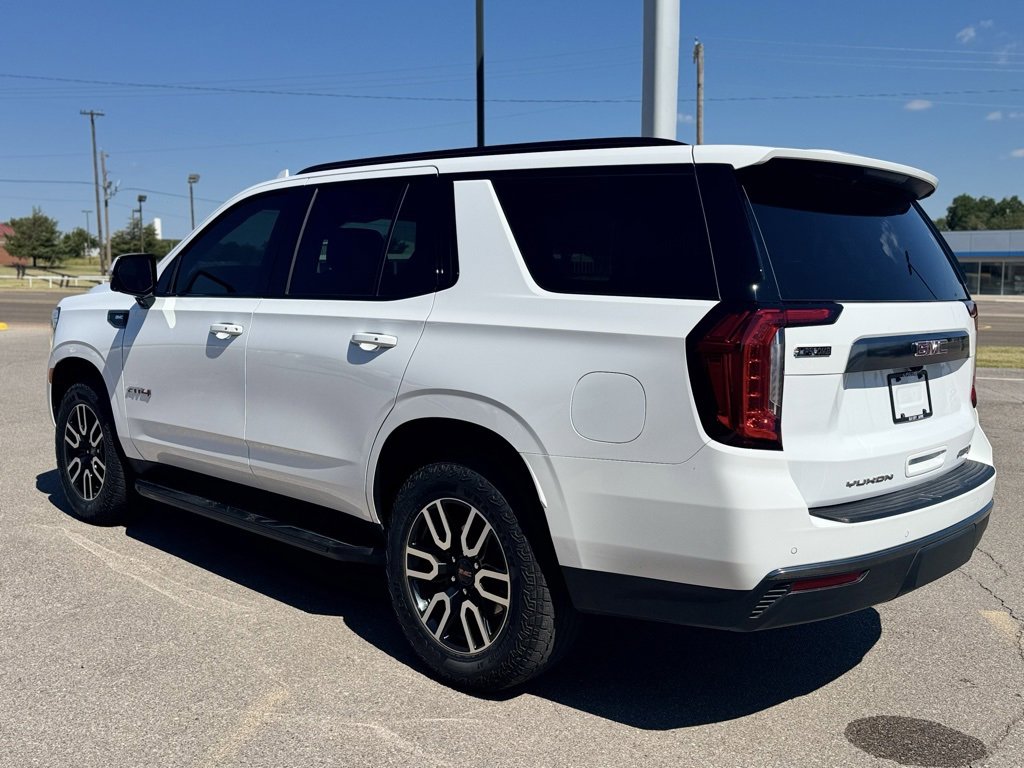 Used 2024 GMC Yukon AT4 w/ Technology Package image 11