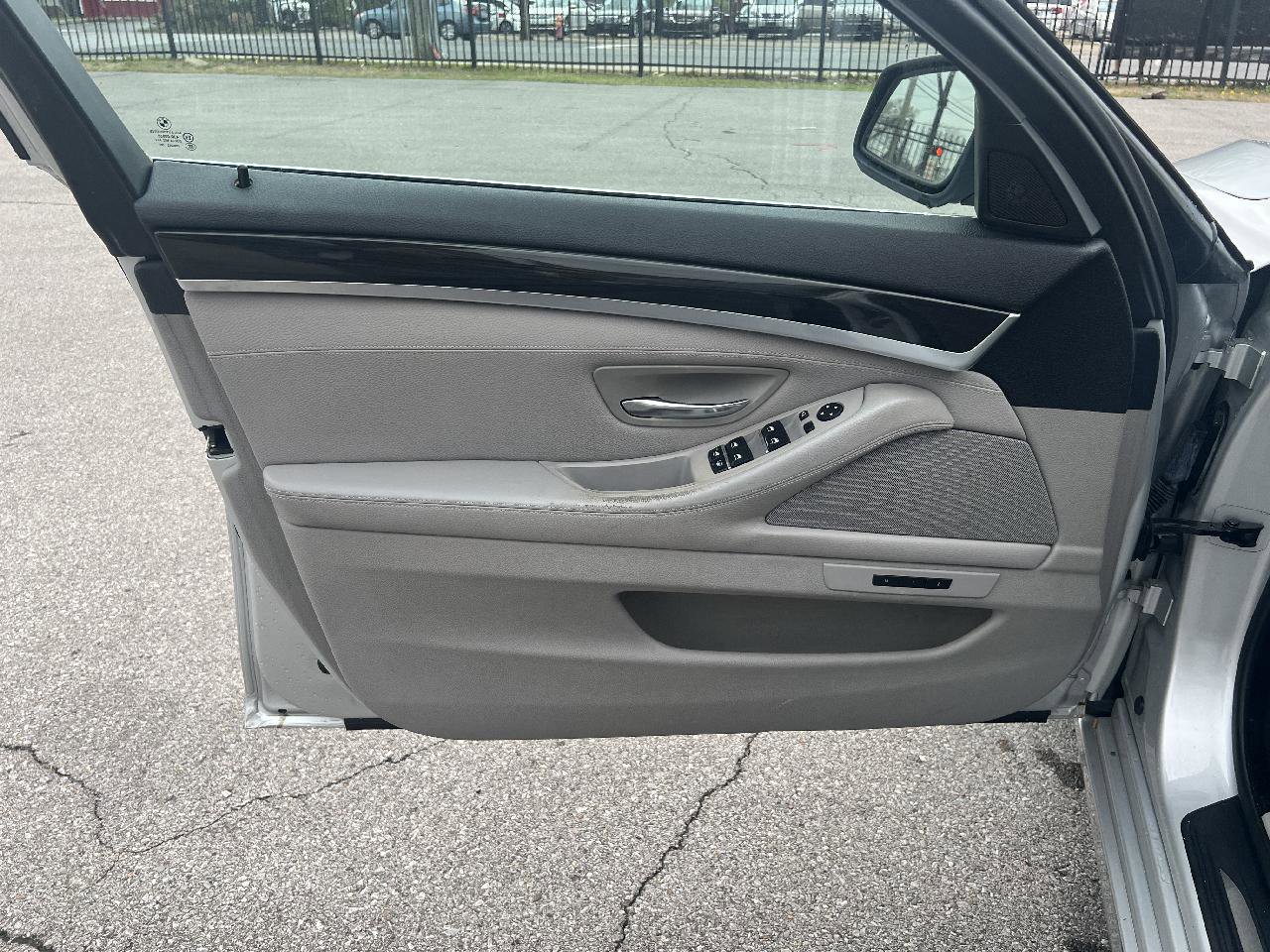 Used 2011 BMW 535i Sedan image 13