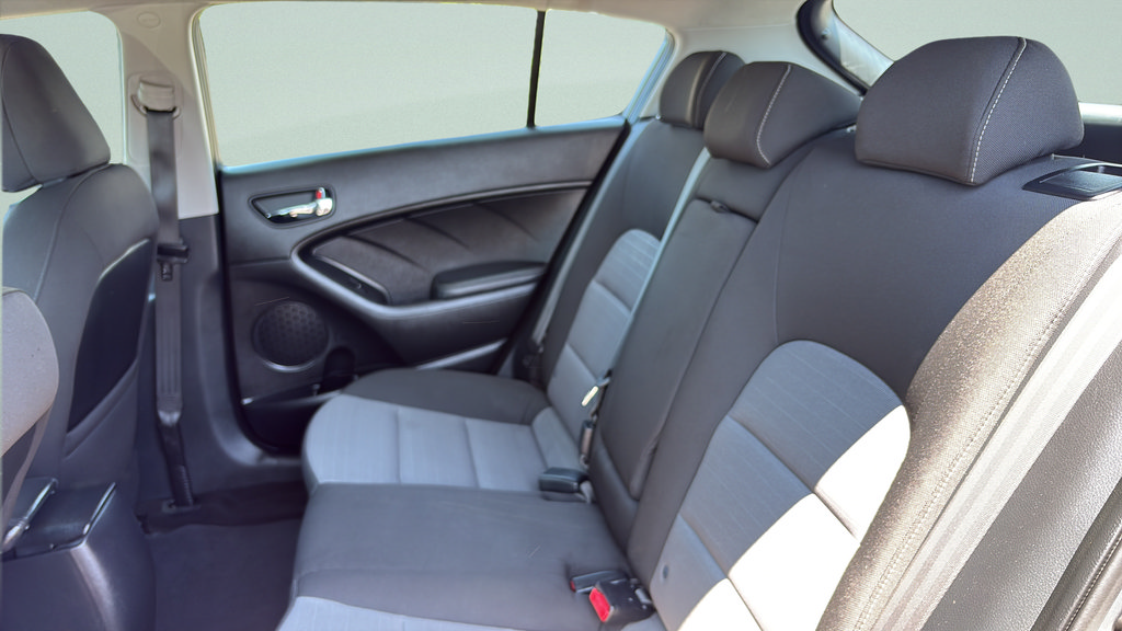 Used 2016 Kia Forte EX FWD image 16