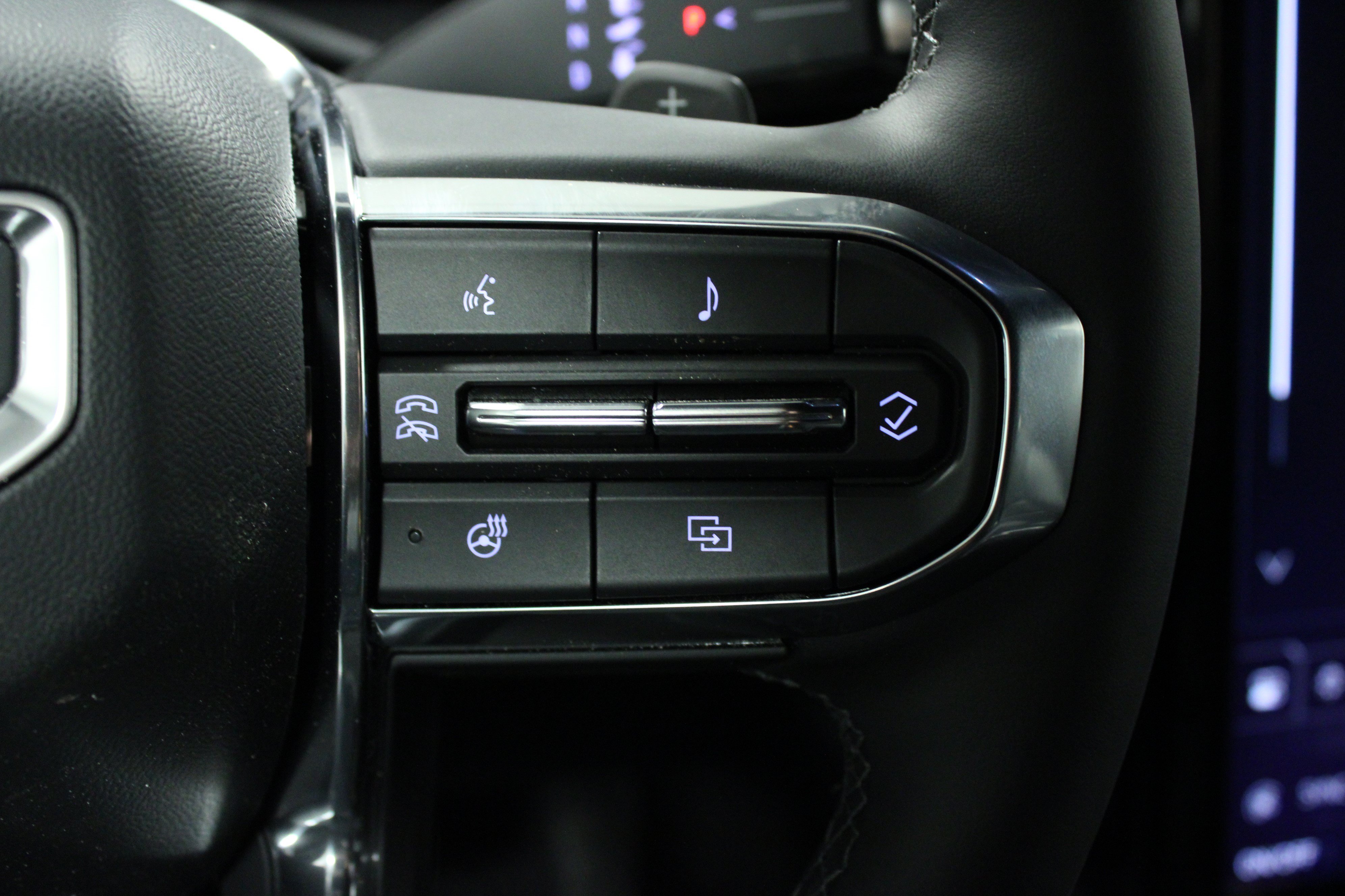 New 2025 GMC Acadia Elevation w/ Elevation Premium Package FWD image 22
