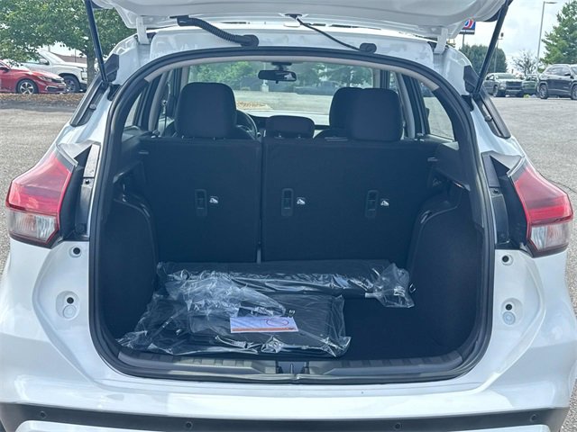 New 2025 Nissan Kicks Play S image 12