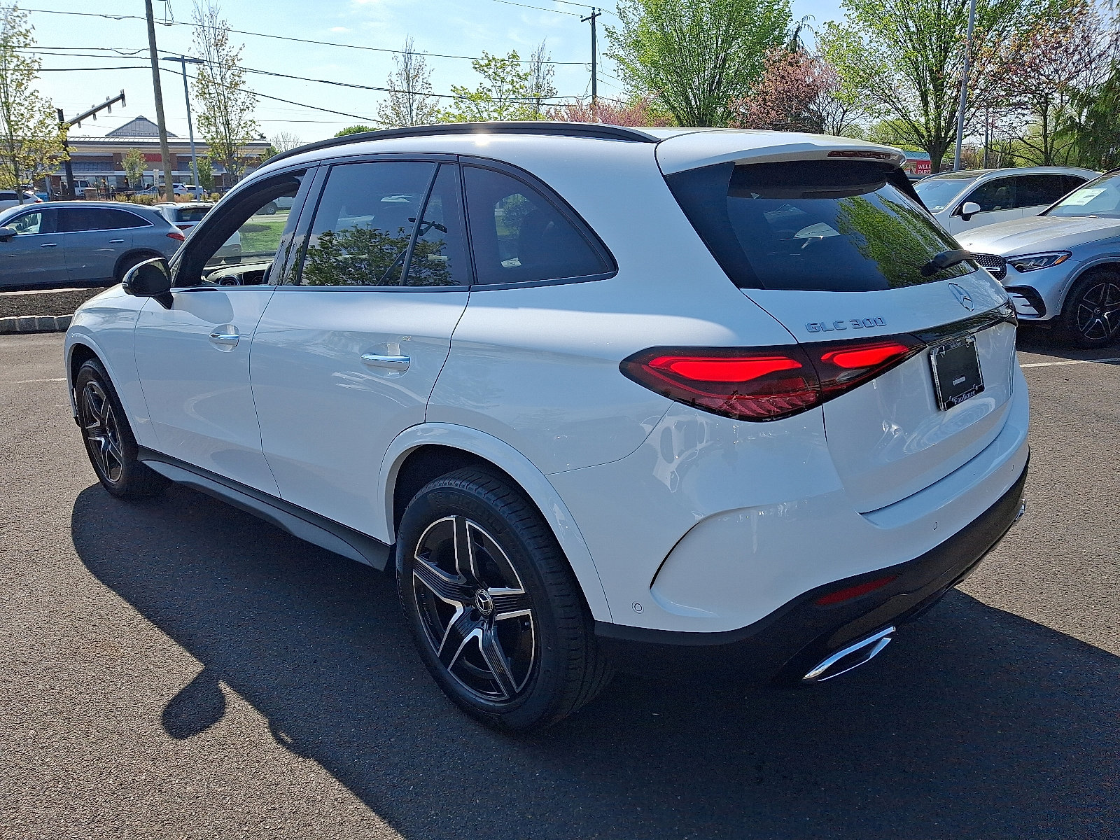 New 2026 Mercedes-Benz GLC 300 4MATIC image 4