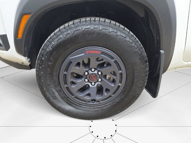 Used 2025 Nissan Frontier PRO-4X AWD/4WD image 31