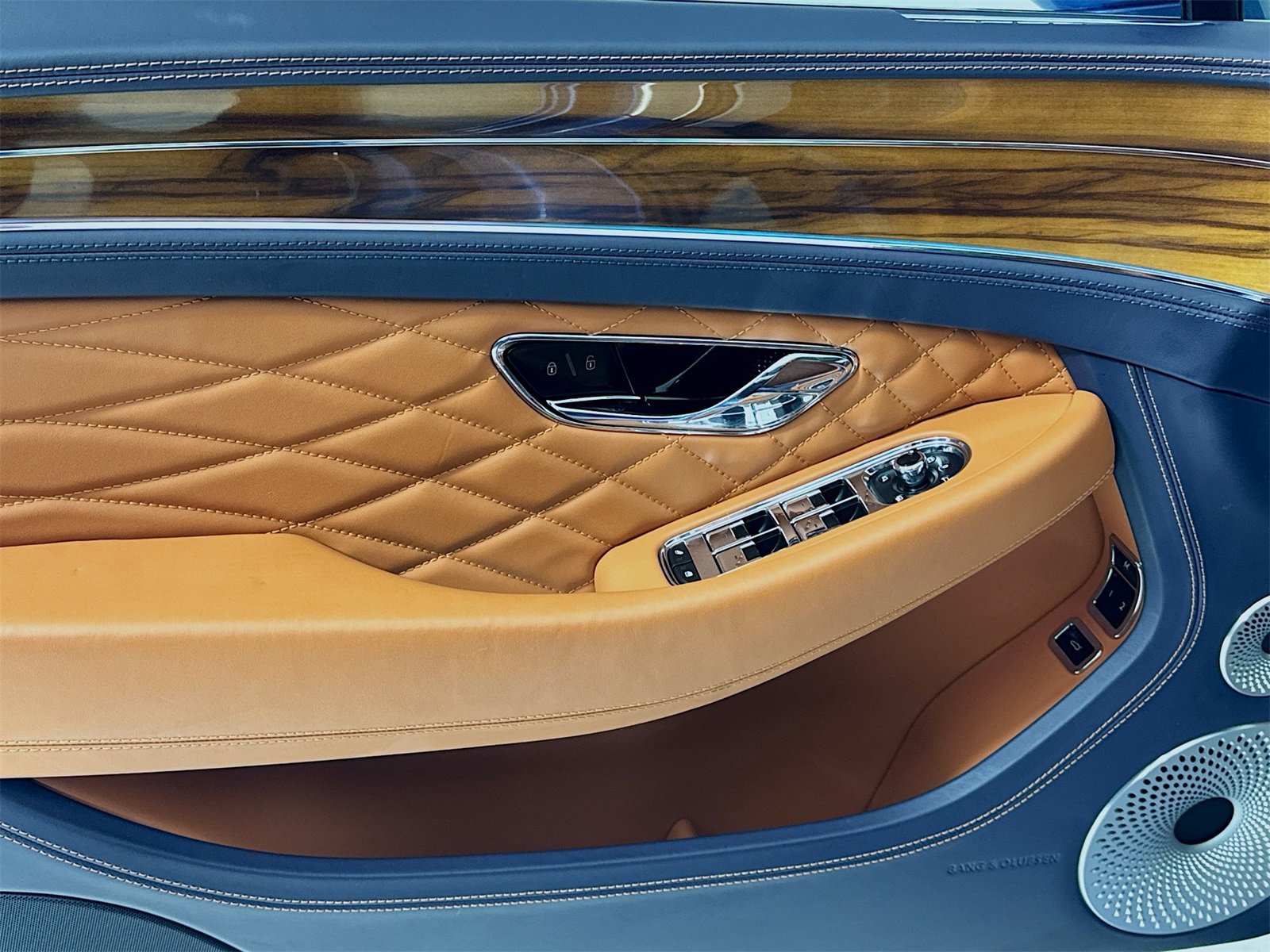 Certified 2024 Bentley Continental GT image 16