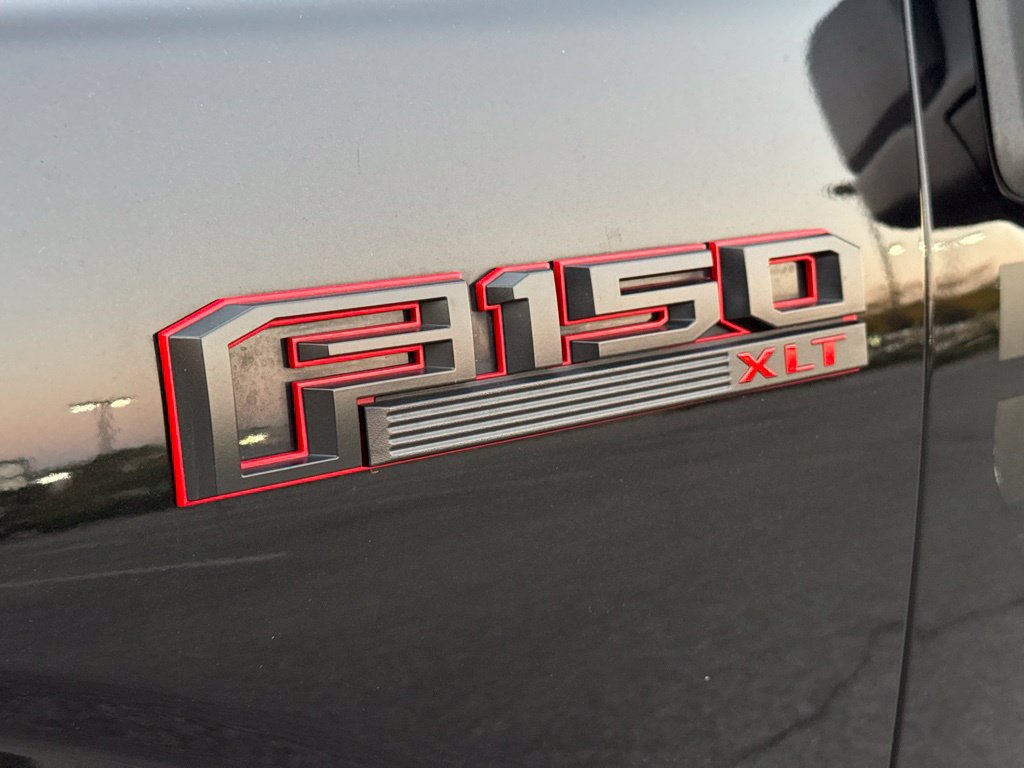 Used 2019 Ford F150 XLT w/ Equipment Group 302A Luxury AWD/4WD image 4