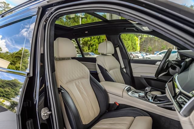 Used 2020 BMW X7 xDrive40i w/ M Sport Package AWD/4WD image 37