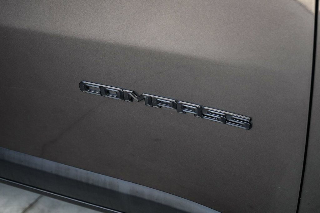 Used 2023 Jeep Compass Altitude image 10