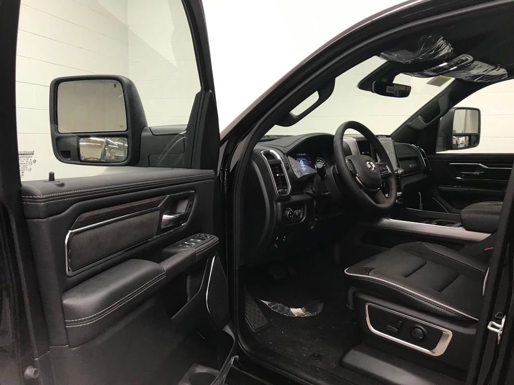New 2026 RAM 1500 Laramie w/ Sport Appearance Package image 11