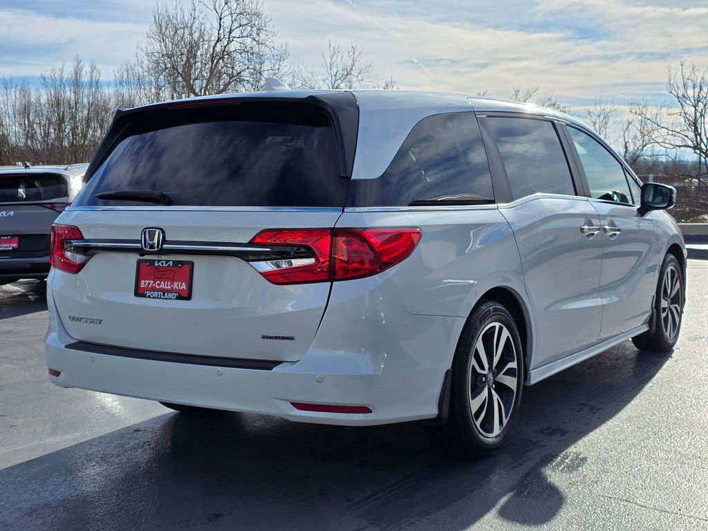 Used 2022 Honda Odyssey Touring image 3