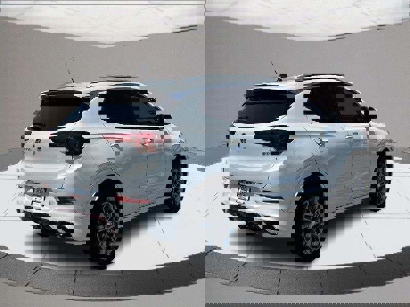 Used 2022 Buick Encore GX Preferred w/ Sport Touring Package image 3