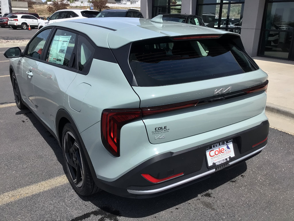New 2026 Kia K4 EX FWD image 4