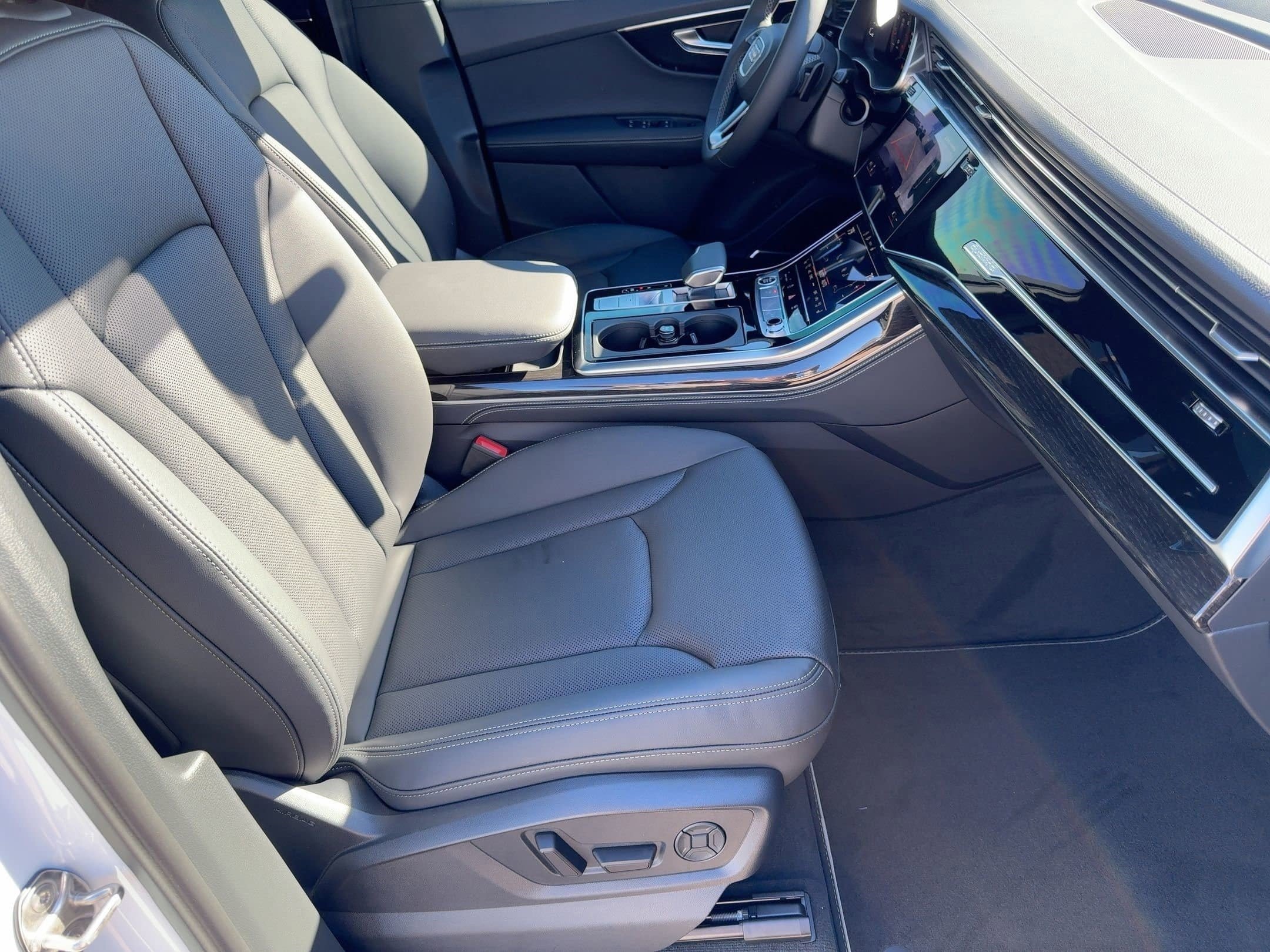 New 2026 Audi Q7 3.0T Premium Plus AWD/4WD image 30