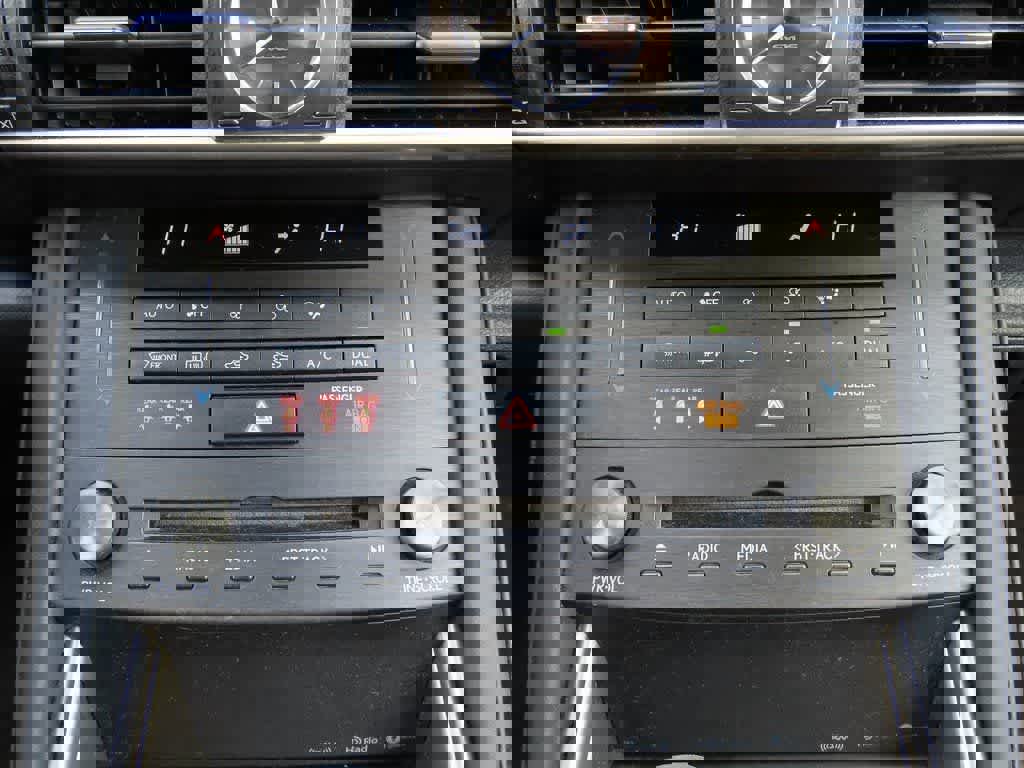 Used 2019 Lexus IS 300 image 19