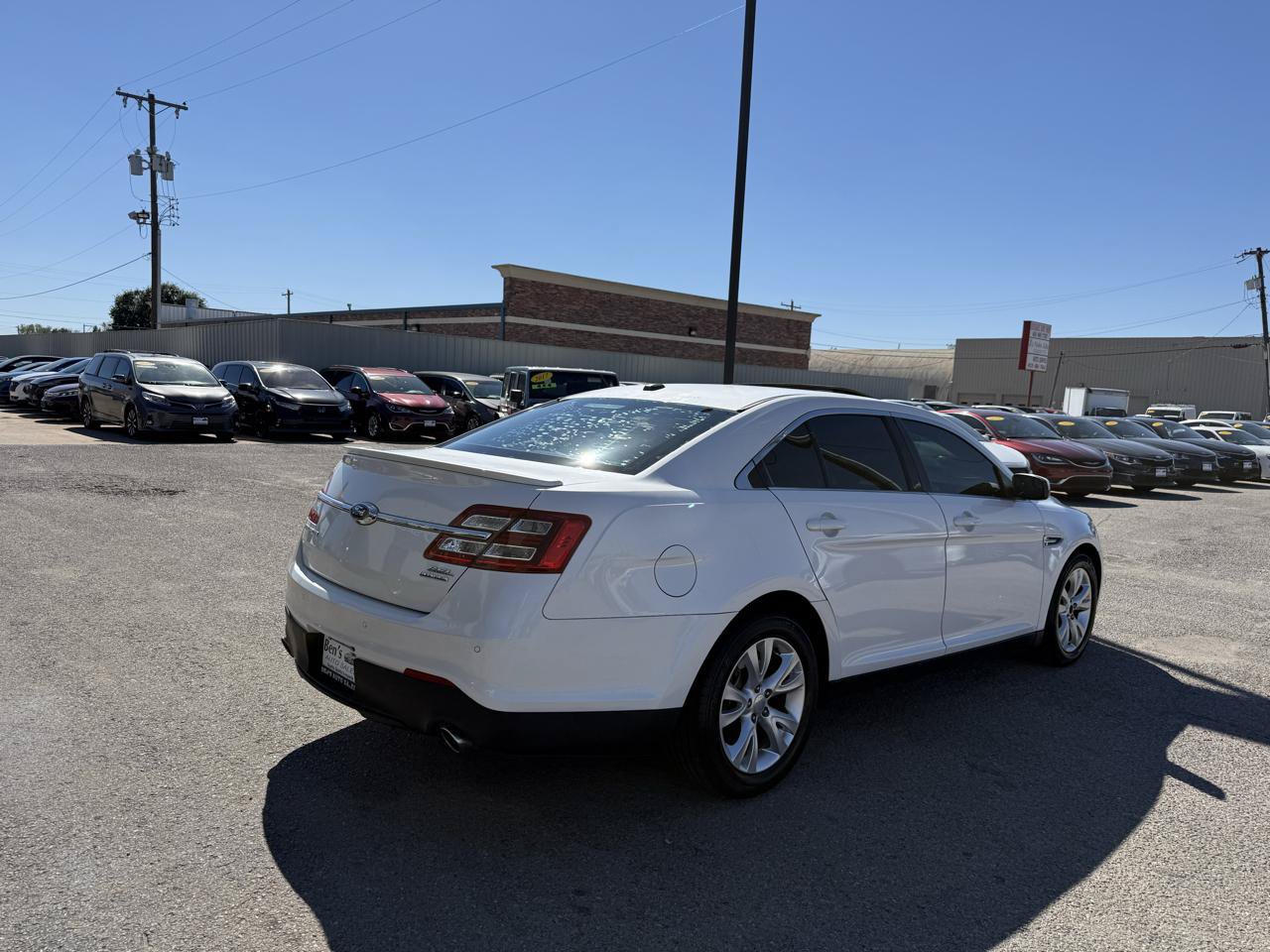 Used 2015 Ford Taurus SEL w/ Equipment Group 201A FWD image 6