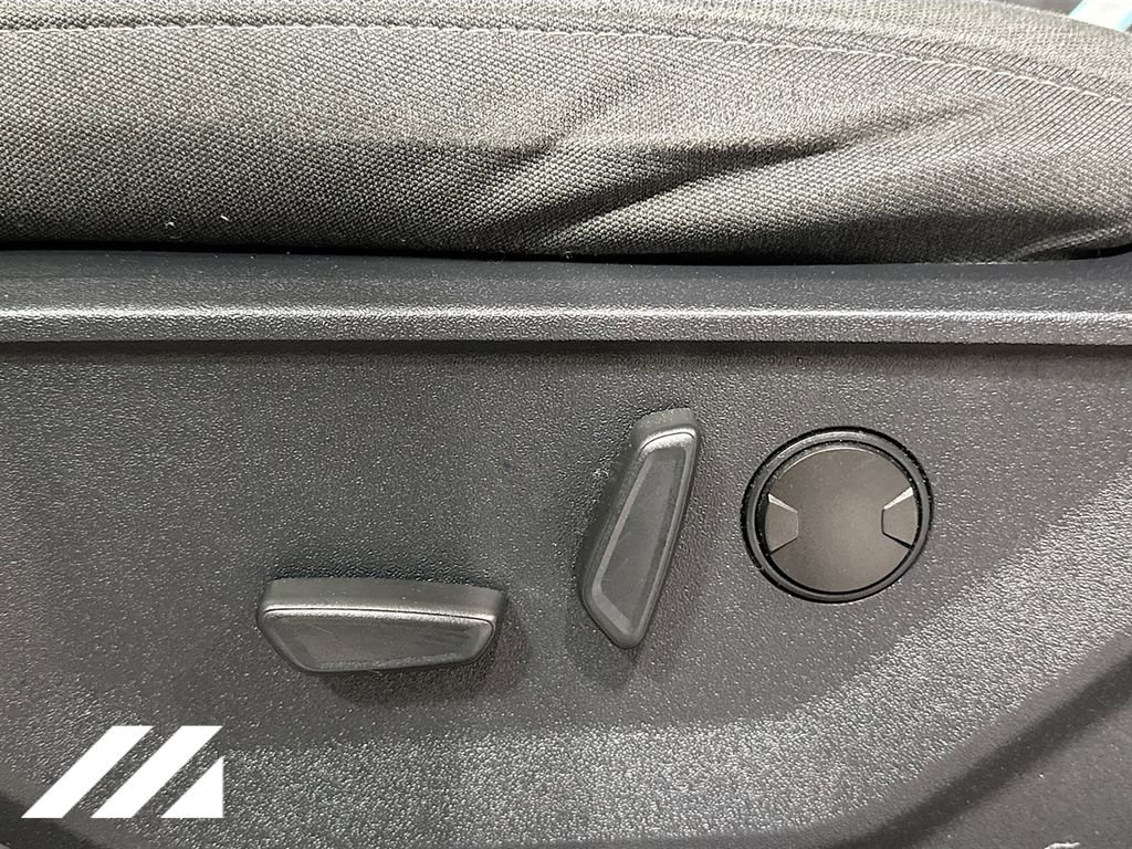 Used 2022 Ford F150 XLT w/ Equipment Group 302A High image 19