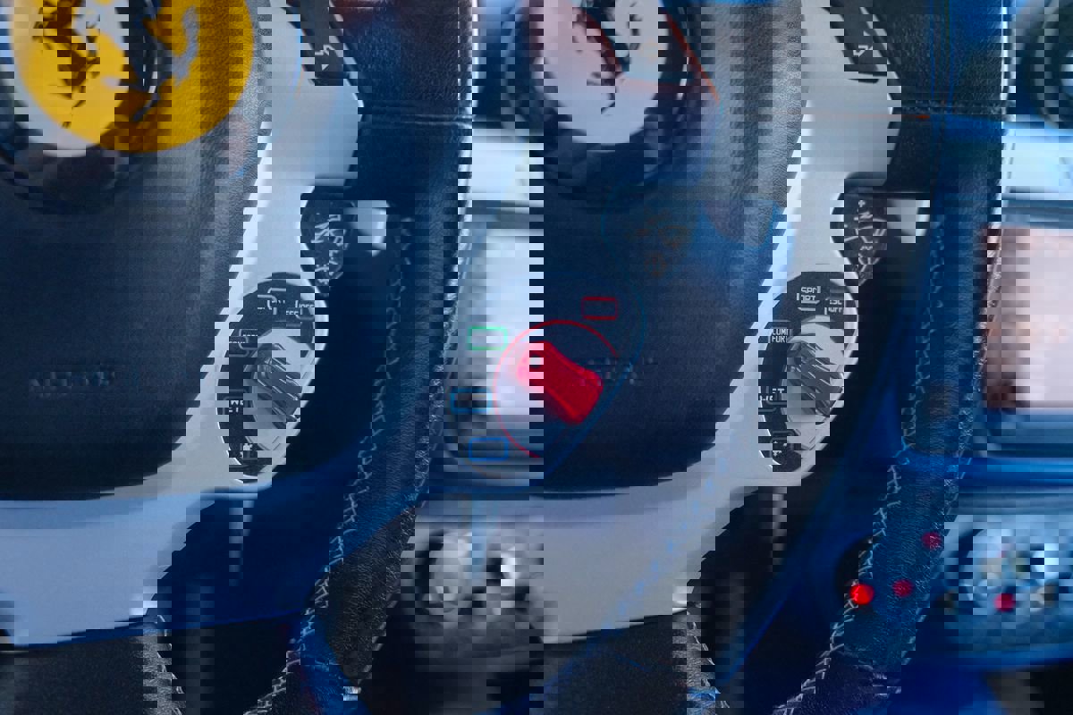 Used 2012 Ferrari FF image 16