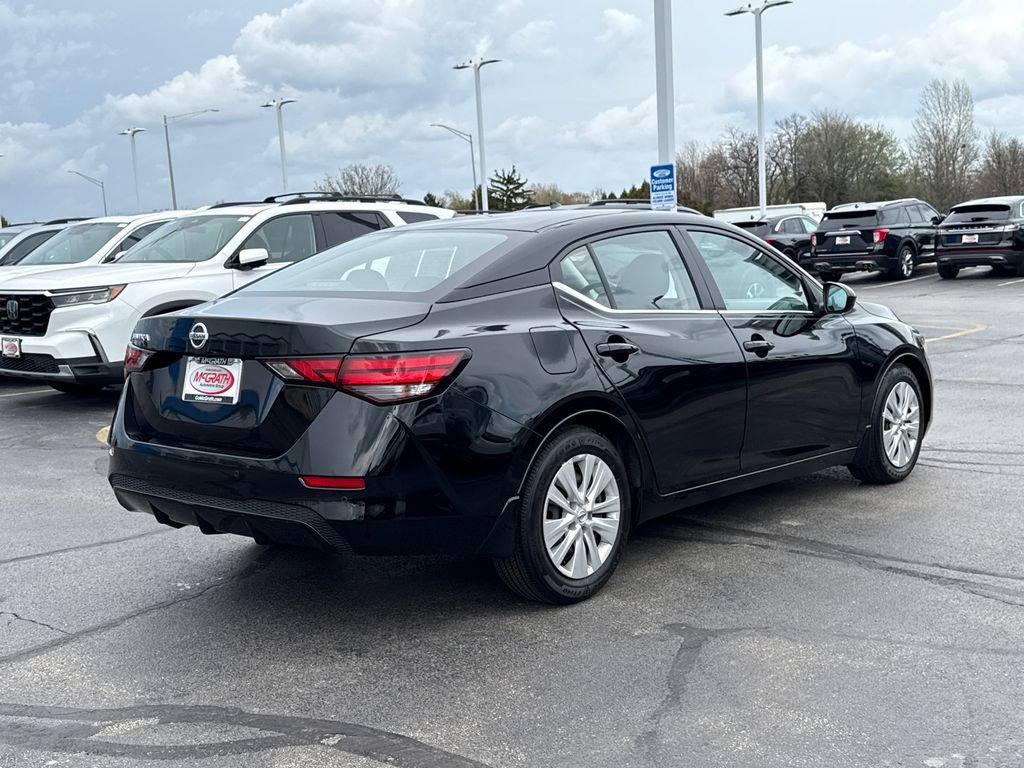 Used 2022 Nissan Sentra S FWD image 11