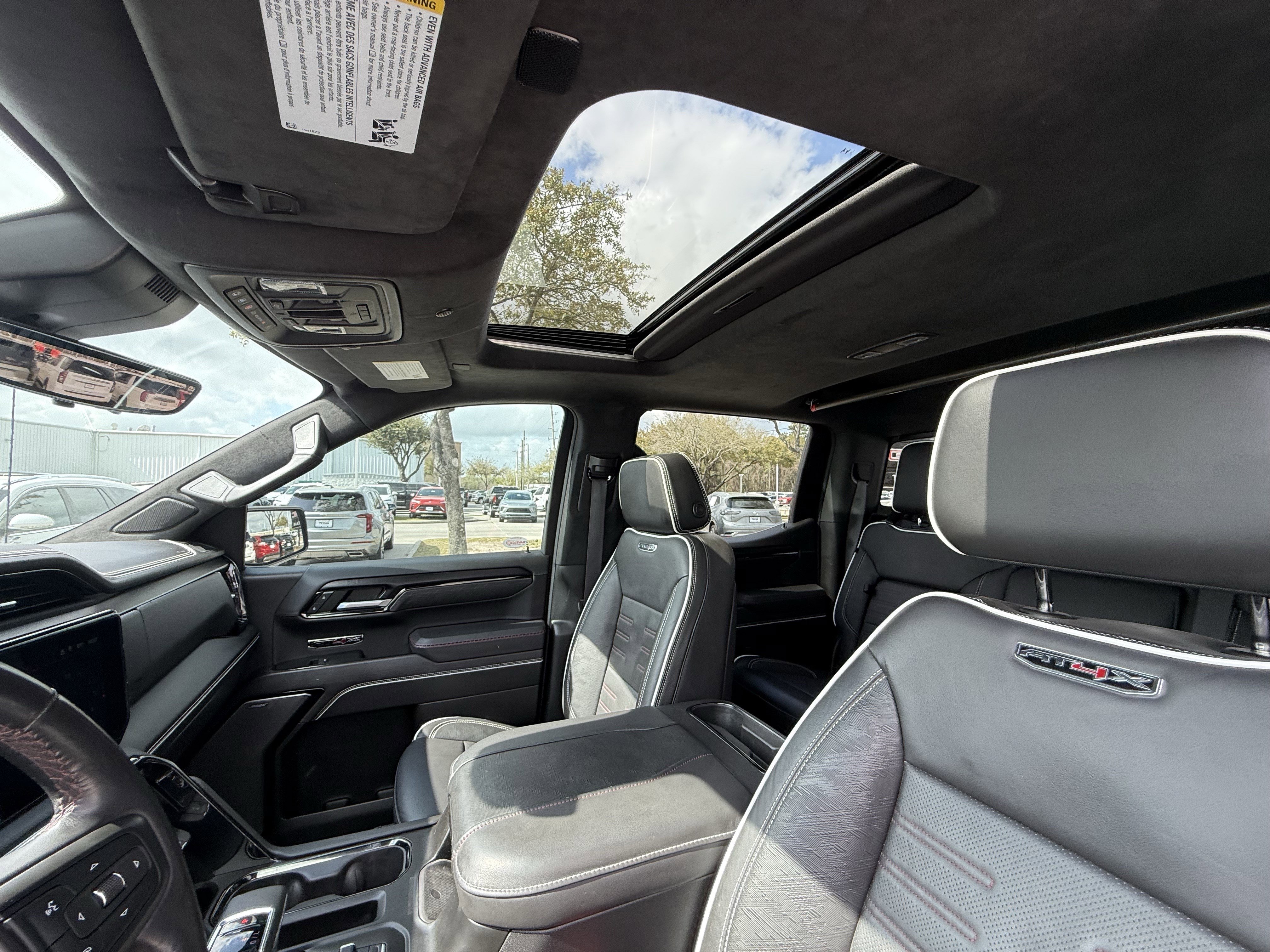 Used 2023 GMC Sierra 1500 AT4X image 26