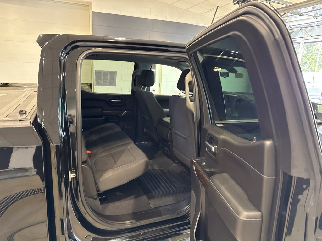 Used 2020 GMC Sierra 1500 SLE w/ X31 Off-Road Package AWD/4WD image 16