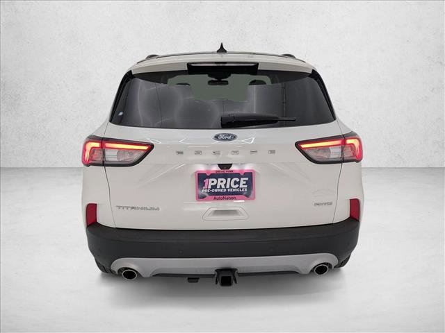 Used 2022 Ford Escape Titanium w/ Class II Trailer Tow Package image 7