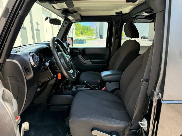 Used 2015 Jeep Wrangler Sport AWD/4WD image 13