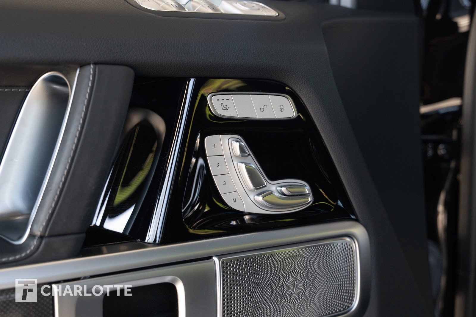 Used 2024 Mercedes-Benz G 550 image 18