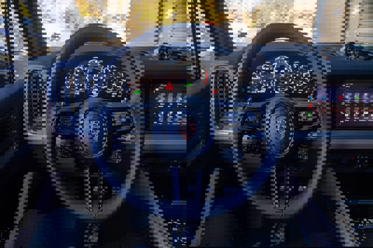 New 2026 Porsche Cayenne S image 13