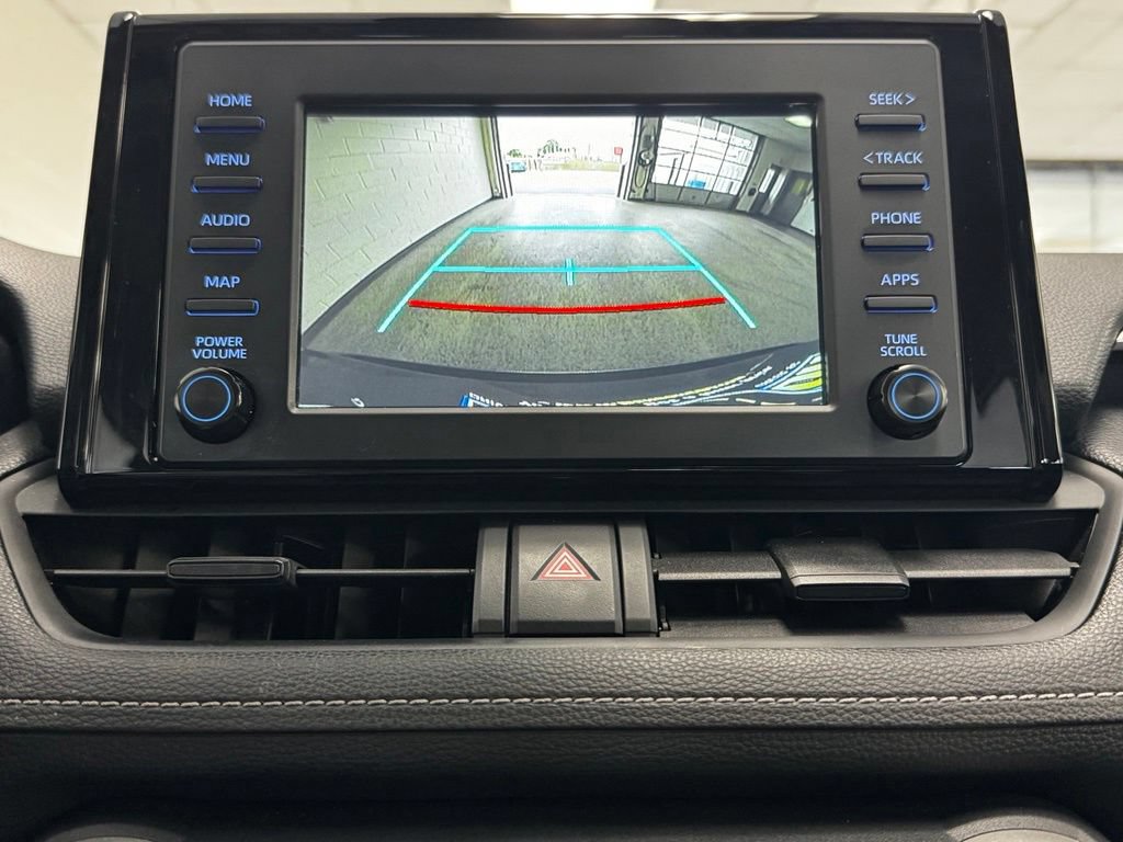 Used 2019 Toyota RAV4 XLE w/ Convenience Package FWD image 15