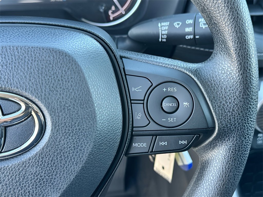 Used 2023 Toyota RAV4 LE image 15