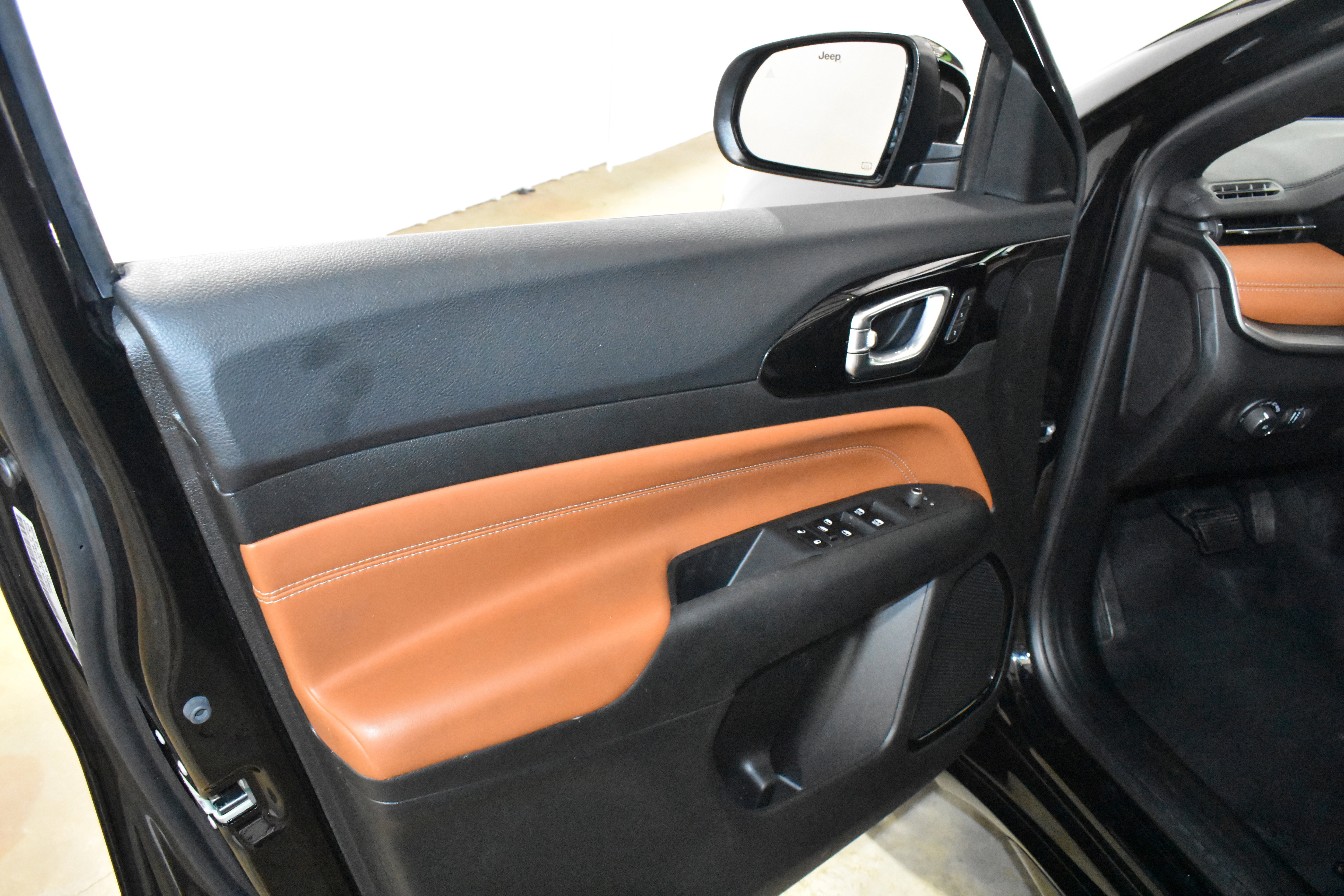 Used 2024 Jeep Compass Limited w/ Elite Group image 24