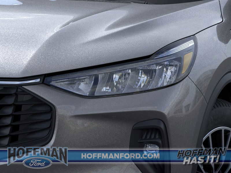 New 2025 Ford Escape SE image 18