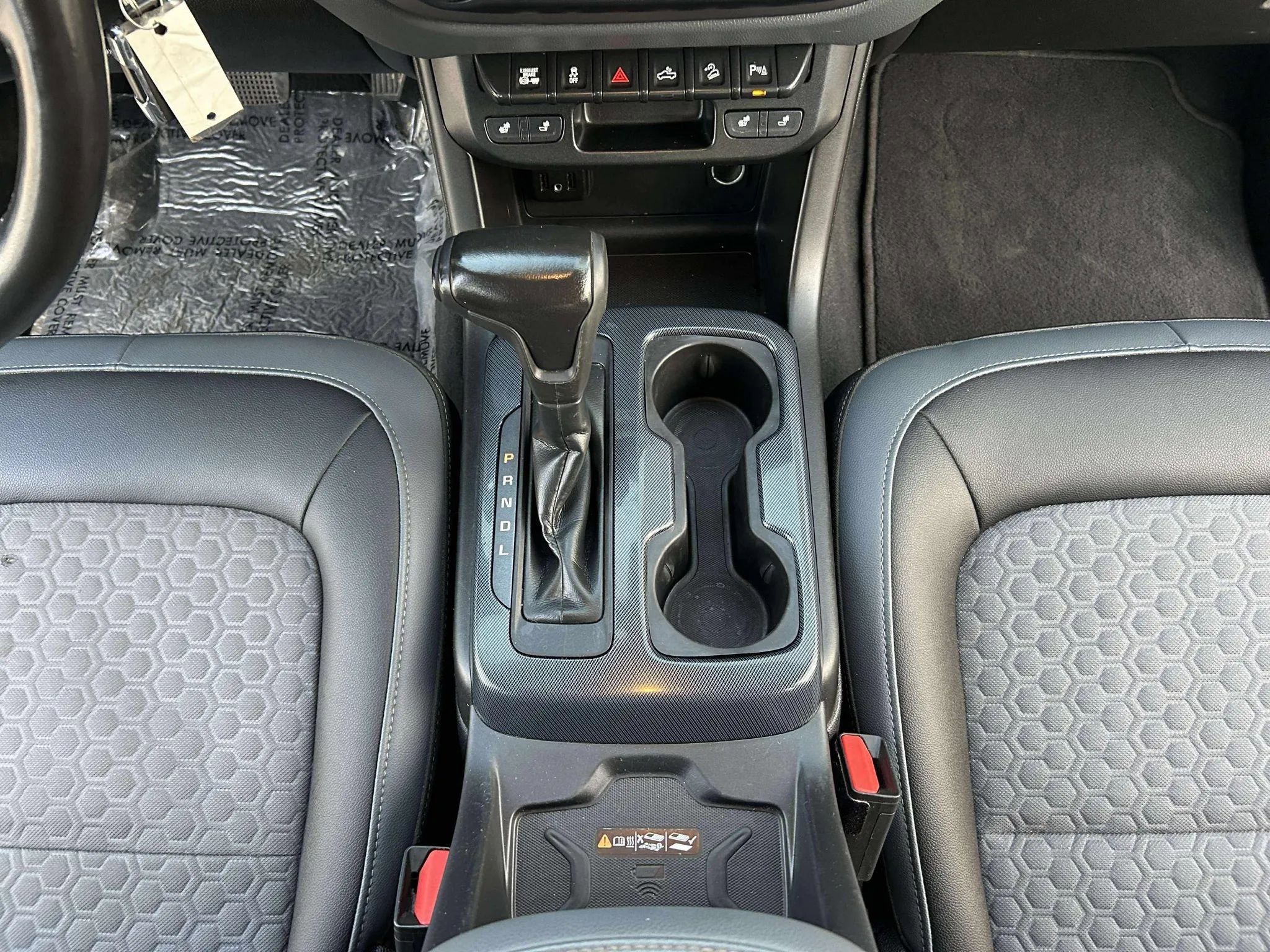 Used 2019 Chevrolet Colorado Z71 AWD/4WD image 26