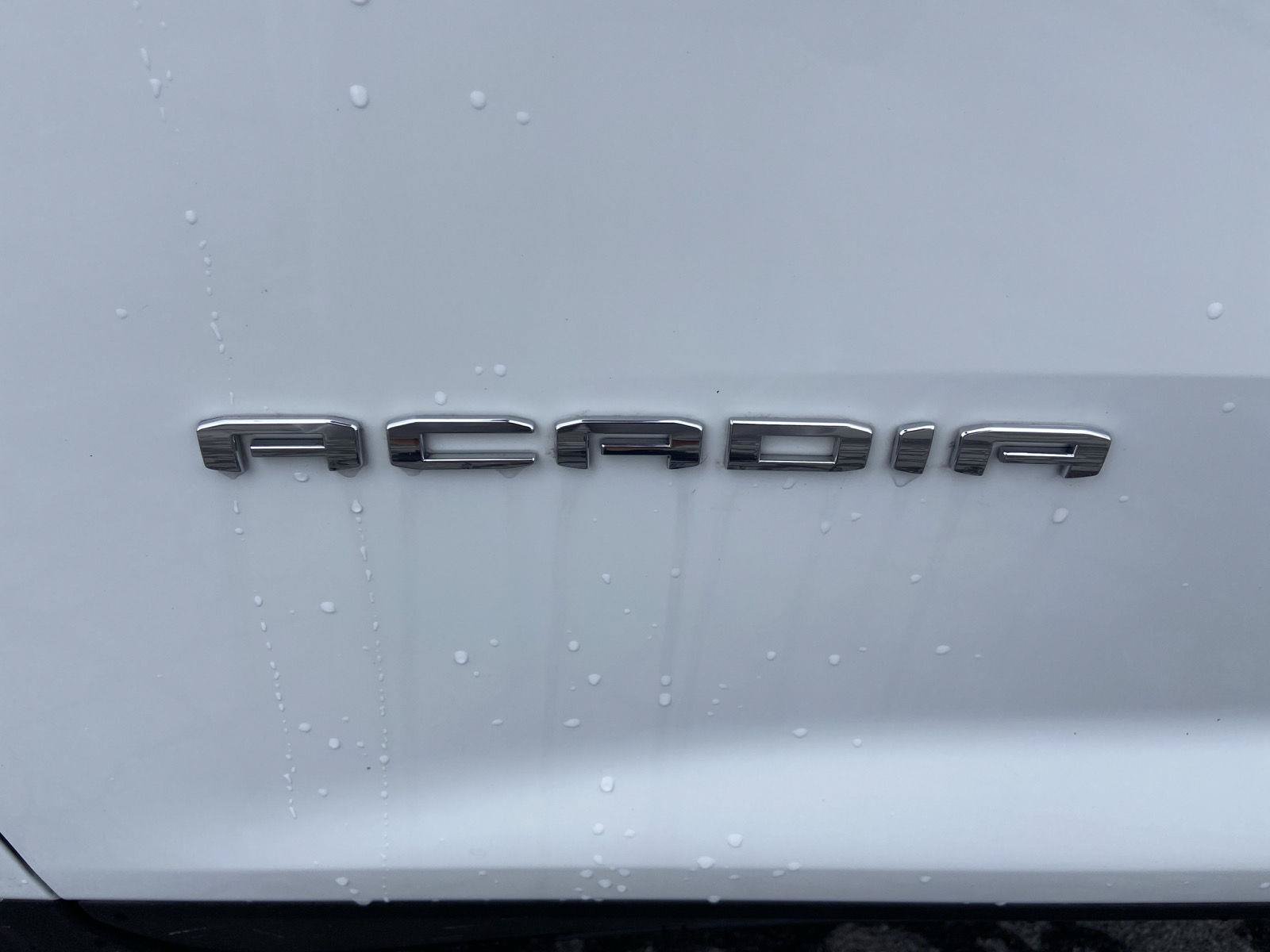 Used 2025 GMC Acadia Elevation AWD/4WD image 12