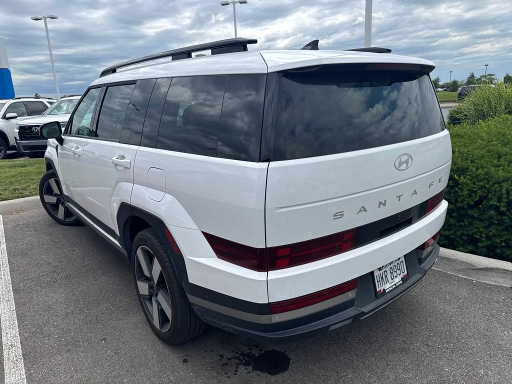 Used 2024 Hyundai Santa Fe Limited FWD image 5