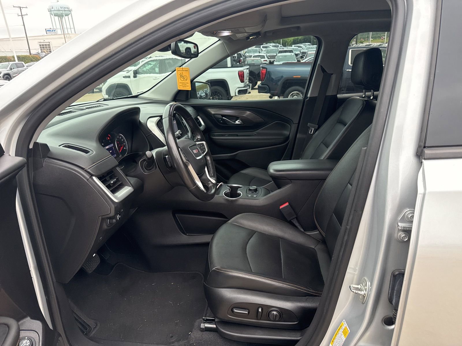 Used 2020 GMC Terrain SLT w/ Preferred Package image 11