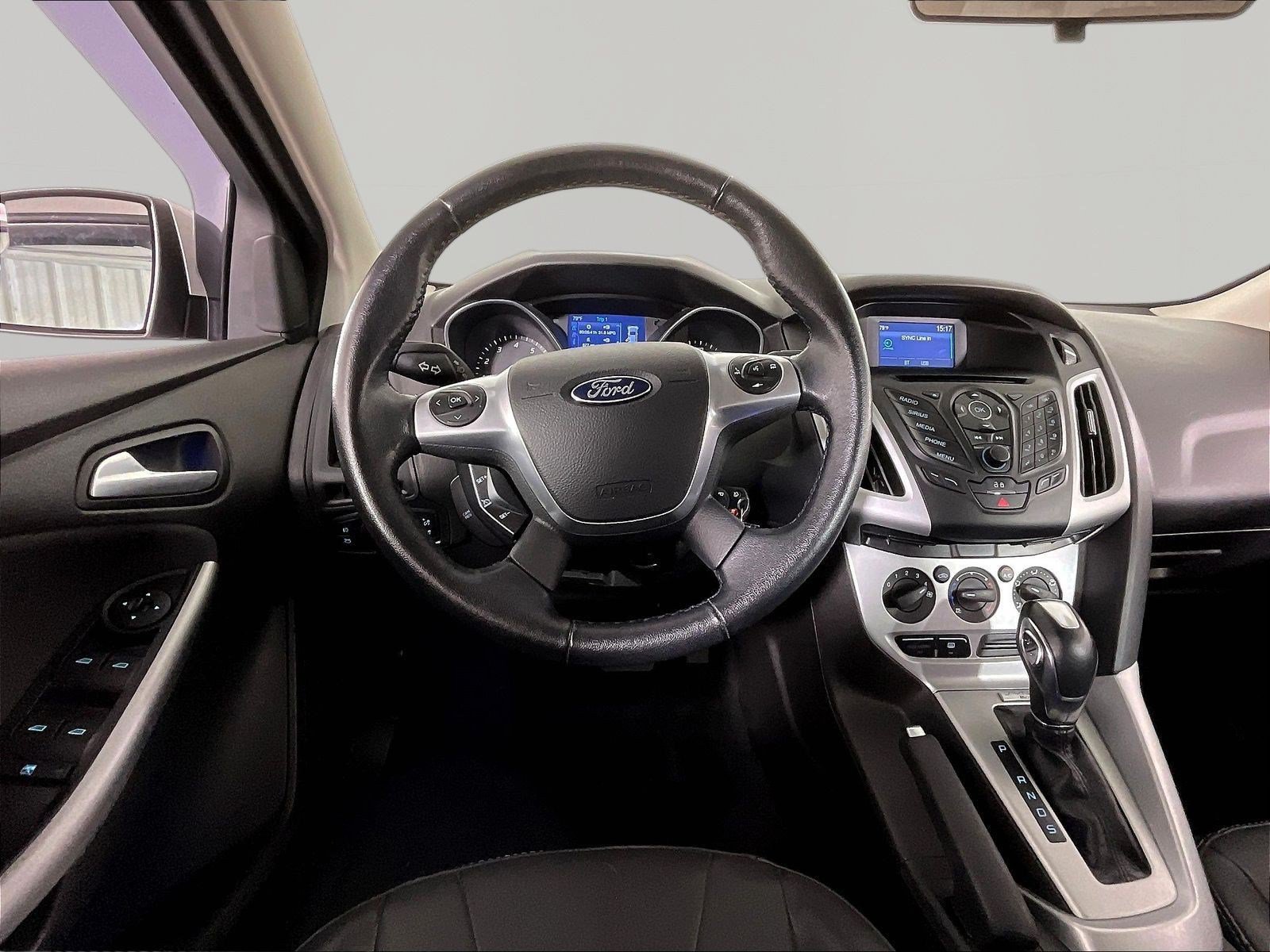 Used 2014 Ford Focus SE w/ Equipment Group 201A FWD image 8