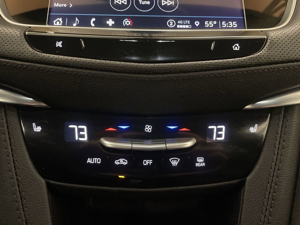 Used 2024 Cadillac XT5 Luxury w/ LPO, Floor Liner Package AWD/4WD image 10